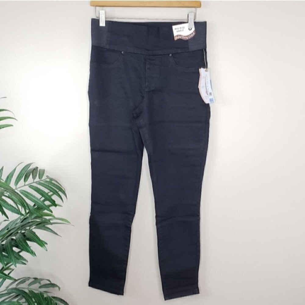 NWT Royalty Black Pull-On Waist Mid-rise Ankle Skinny Jeans Size 8